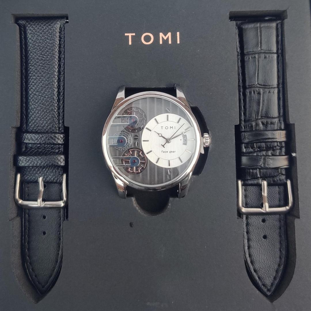 Tomi leather watch with 2 Straps